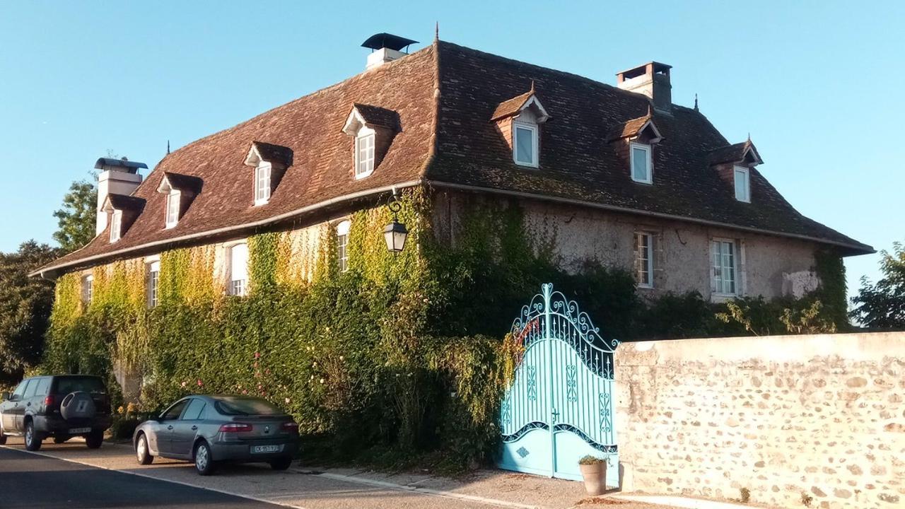 Maison Grandes Chambres Avec Cuisine -Jardin -Terrasse-Bbq Bastanes Dış mekan fotoğraf